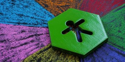 Green puzzle person cutout